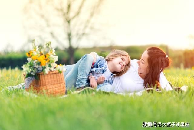 保险合同怎么看？游戏画面